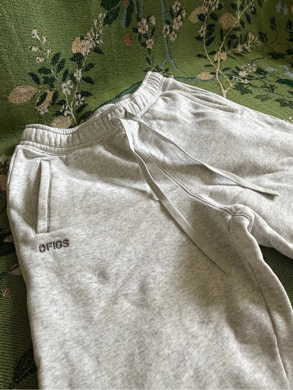 FIGS Relaxed Jogger sweatpants